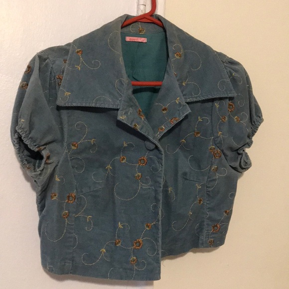 Vest - Picture 4 of 4